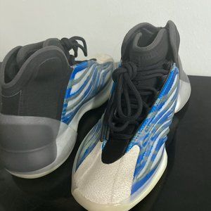 Adidas Yeezy YEEZY QNTM "Frozen Blue" sneakers